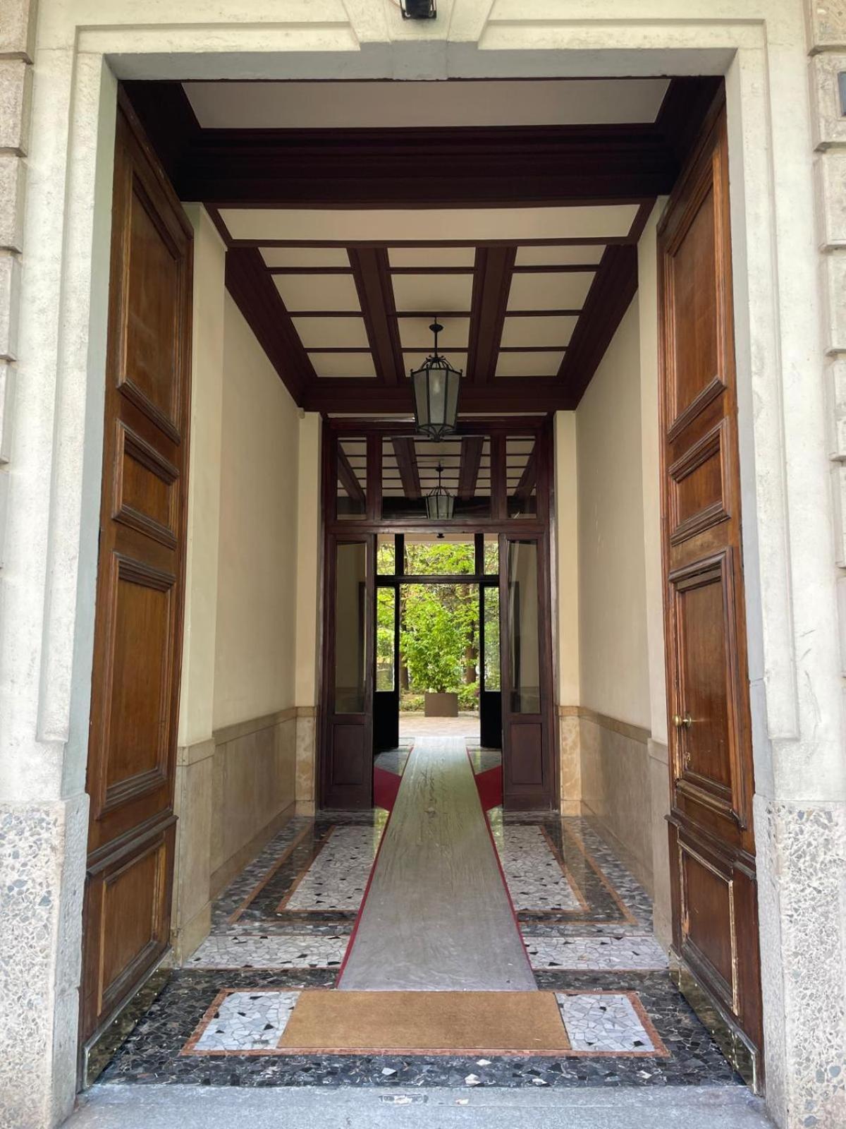 Regina By The Blue Twins Apartments Milano Exterior foto